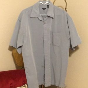 Men’s light blue easy wear shirt